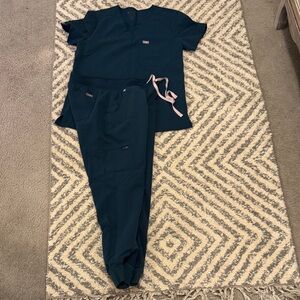 Women’s Navy Blue/Teal Figs Scrub Set Sz Small